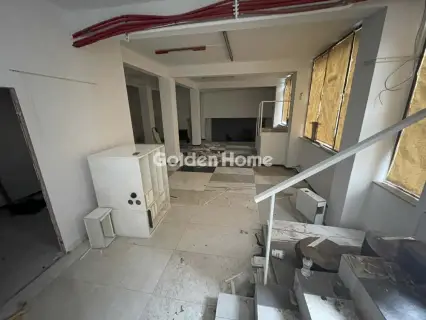 店铺 131m<sup>2</sup> for rent photo 5364396