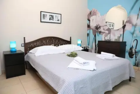 House 300m<sup>2</sup> for rent photo 7