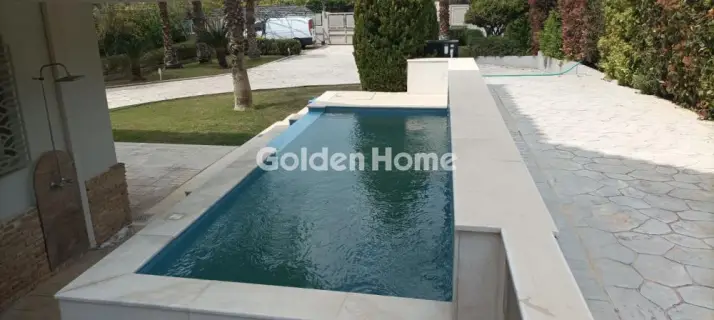 House 300m<sup>2</sup> for rent photo 3