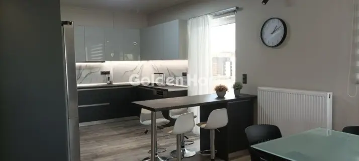 House 300m<sup>2</sup> for rent photo 12