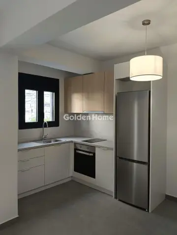 Studio 42m<sup>2</sup> for rent photo 2