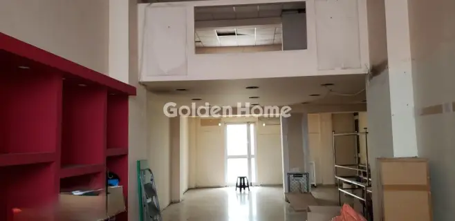 店铺 250m<sup>2</sup> for rent photo 1