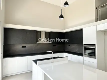 Οροφομεζονέτα 165τ.μ. προς ενοικίαση φωτογραφία 1