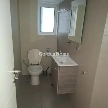 公寓楼层 111m<sup>2</sup> for rent photo 5375521