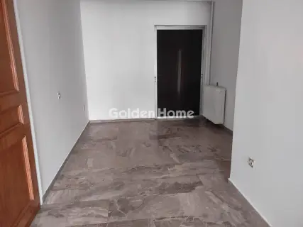 Floor Apartment 142m<sup>2</sup> for rent photo 3