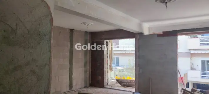 Independent Maisonette 236m<sup>2</sup> for sale photo 5369347