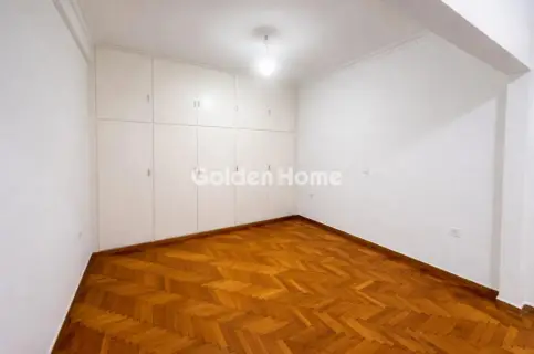 Independent Building 280m<sup>2</sup> for sale photo 5385047