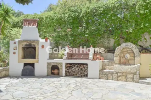 House 160m<sup>2</sup> for rent photo 5370054