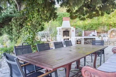 House 160m<sup>2</sup> for rent photo 5370093