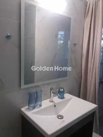 House 160m<sup>2</sup> for rent photo 5370101