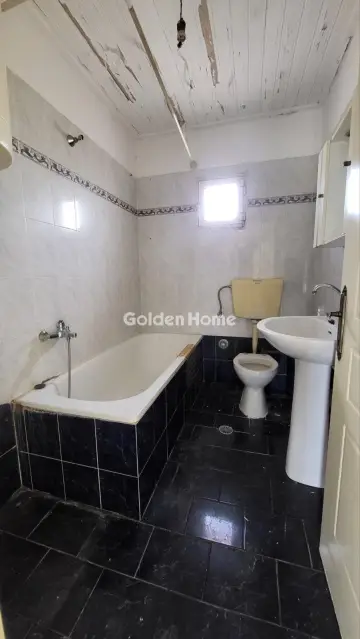 建物 300m<sup>2</sup> for sale photo 8