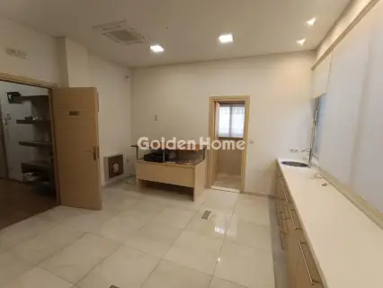 Office 72m<sup>2</sup> for rent photo 5400001