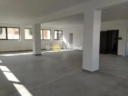Αυτόνομο Κτίριο 570τ.μ. προς πώληση φωτογραφία 2