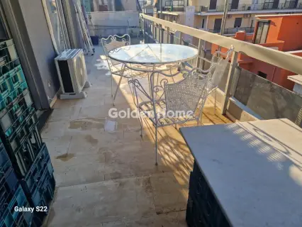 公寓楼层 140m<sup>2</sup> for rent photo 2