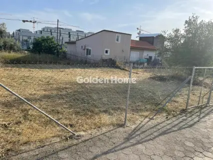 Οικιστικό 228τ.μ. προς πώληση φωτογραφία 1