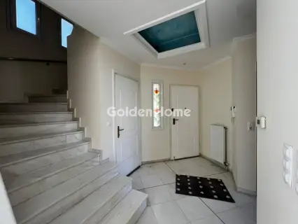 复式公寓 221m<sup>2</sup> for rent photo 5396493