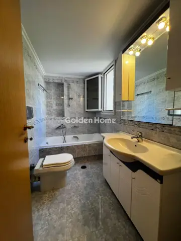 复式公寓 221m<sup>2</sup> for rent photo 5396512