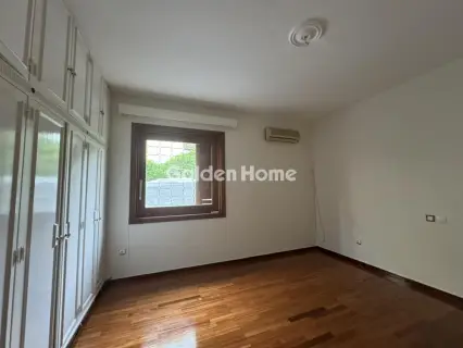 Apartment 400m<sup>2</sup> for rent photo 5378045