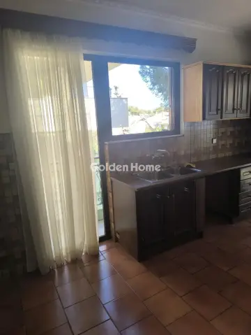 Floor Apartment 210m<sup>2</sup> for rent photo 13