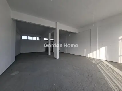 Store 115m<sup>2</sup> for rent photo 1