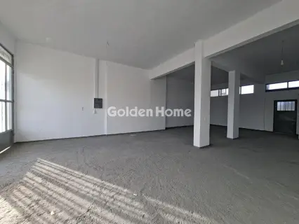 Store 115m<sup>2</sup> for rent photo 4