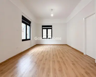 Office 140m<sup>2</sup> for rent photo 12