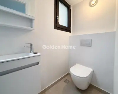 Office 140m<sup>2</sup> for rent photo 23