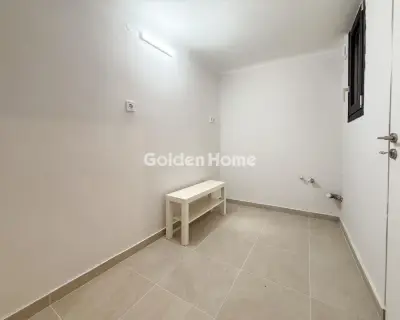 Office 140m<sup>2</sup> for rent photo 18