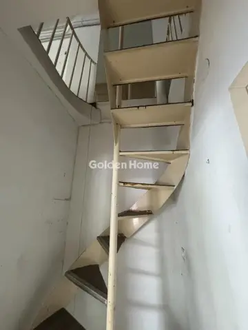 Store 136m<sup>2</sup> for rent photo 5386518