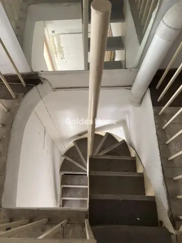 Store 136m<sup>2</sup> for rent photo 5386521