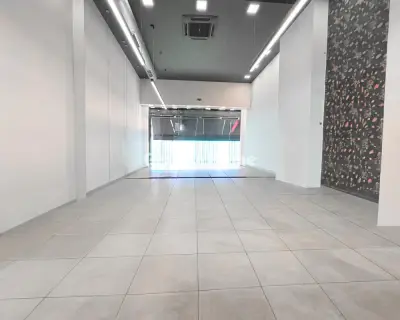 Store 116m<sup>2</sup> for rent photo 1