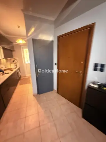 Building 305m<sup>2</sup> for sale photo 3