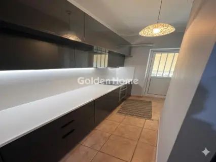 建物 305m<sup>2</sup> for sale photo 2