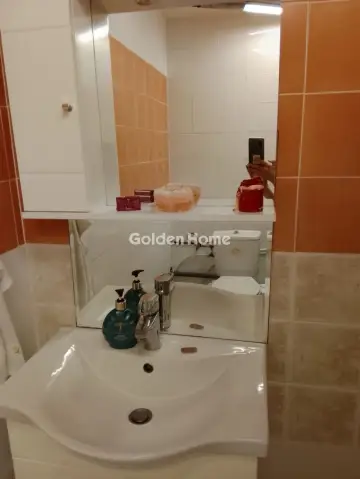 Store 42m<sup>2</sup> for rent photo 18