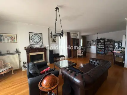 House 575m<sup>2</sup> for sale photo 2