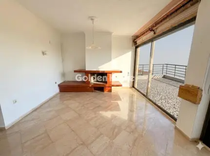 Building 160m<sup>2</sup> for sale photo 1