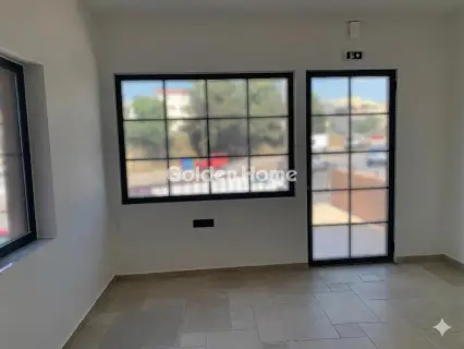 Office 150m<sup>2</sup> for rent photo 6