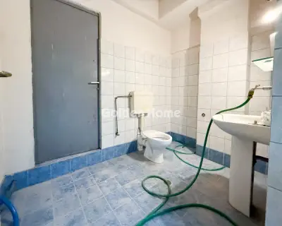 店铺 198m<sup>2</sup> for rent photo 7