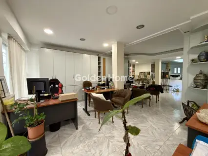 Office 102m<sup>2</sup> for rent photo 4