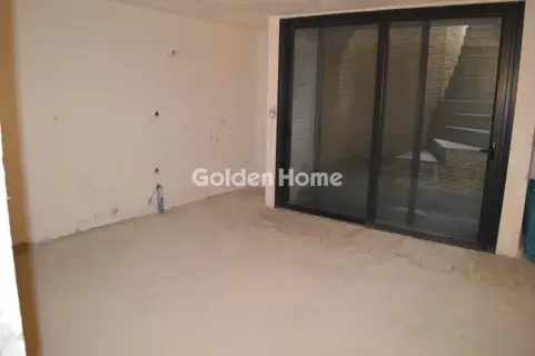 Maisonette Attached 158m<sup>2</sup> for sale photo 5388113