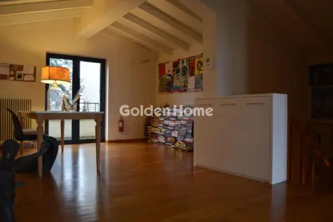 Maisonette Attached 158m<sup>2</sup> for sale photo 5388122