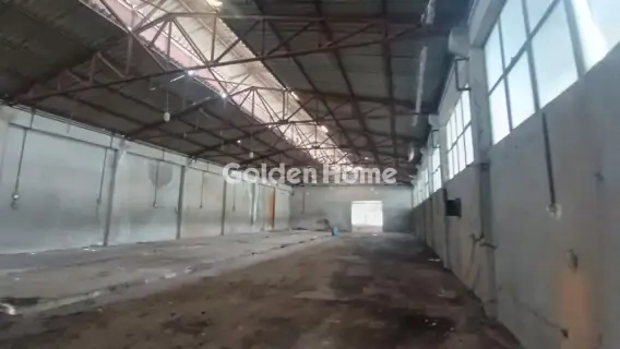 Industrial 2200m<sup>2</sup> for rent photo 5383206