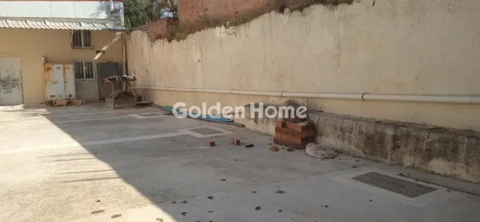 Store 1000m<sup>2</sup> for sale photo 5384877