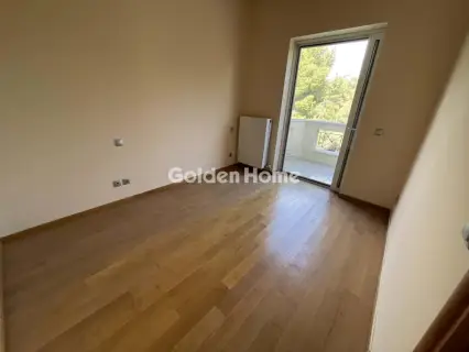 Maisonette Attached 210m<sup>2</sup> for sale photo 4