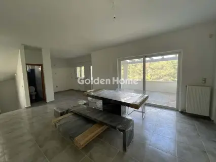 Maisonette Attached 210m<sup>2</sup> for sale photo 2