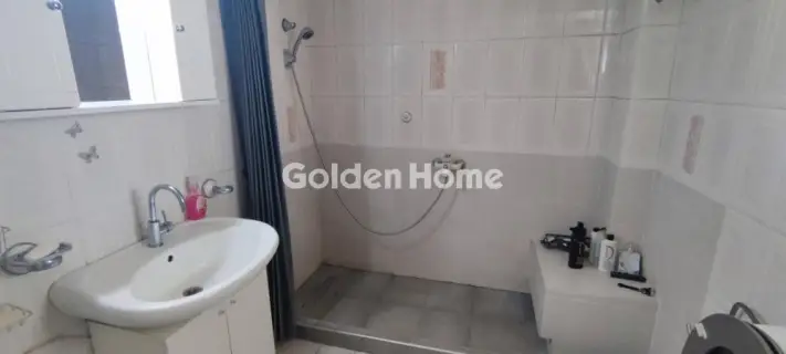 Floor Maisonette 168m<sup>2</sup> for rent photo 5386861