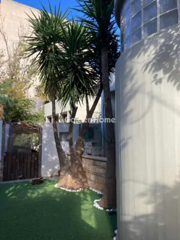 独立复式小屋 210m<sup>2</sup> for rent photo 5405341