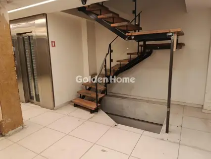 Store 336m<sup>2</sup> for rent photo 4