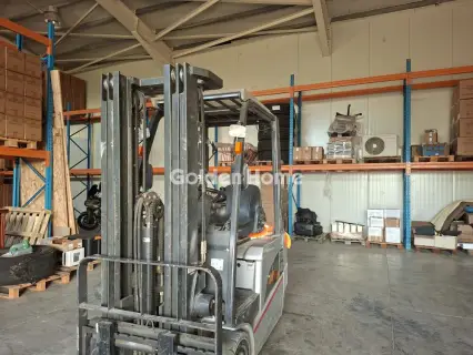 Warehouse 180m<sup>2</sup> for rent photo 3