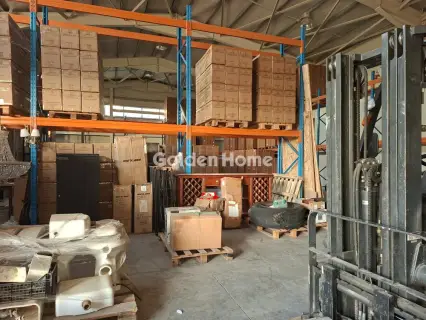 Warehouse 180m<sup>2</sup> for rent photo 1